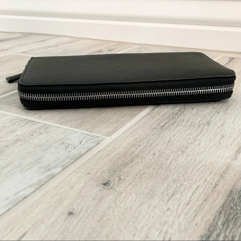 Prada Black Saffiano Leather XL Organizer Wallet - Picture 6 of 12